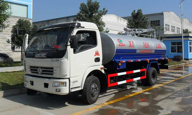 東風(fēng)多利卡5方藍(lán)牌吸糞車(chē),吸糞車(chē)工作原理,